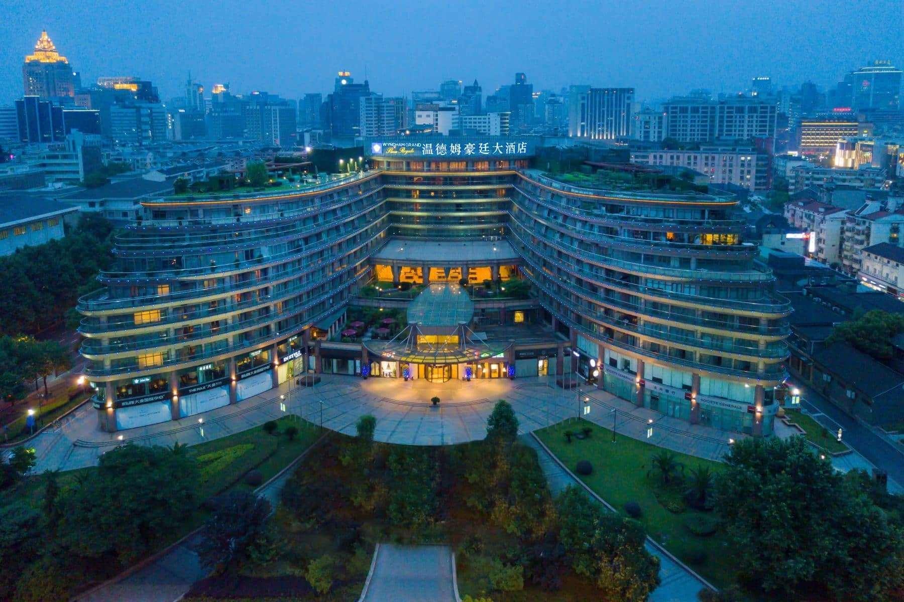 Wyndham Grand Plaza Royale הנגז'ו מראה חיצוני תמונה